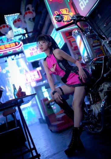 极品美女高潮呻吟国产剧情_短视频完整无删减版