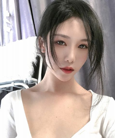 欧美亚洲另类偷偷自拍_BD高清完整版