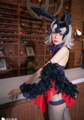 日本大码a∨欧美在线_JVID性感写真